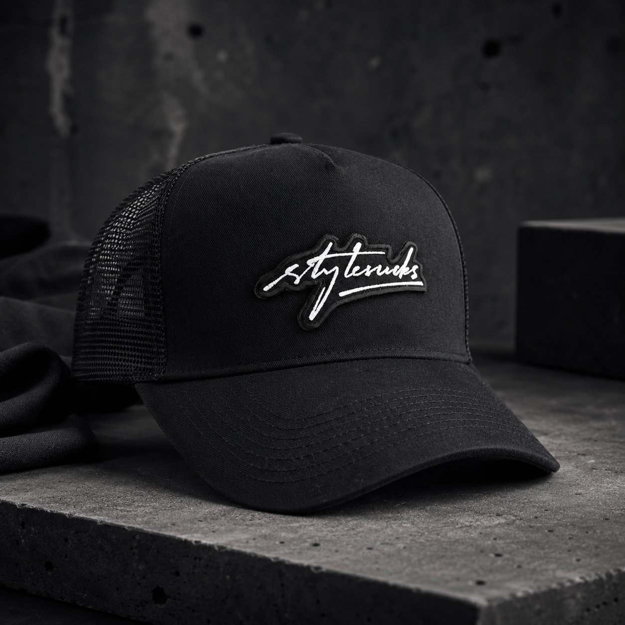 Snapback Truckerlove